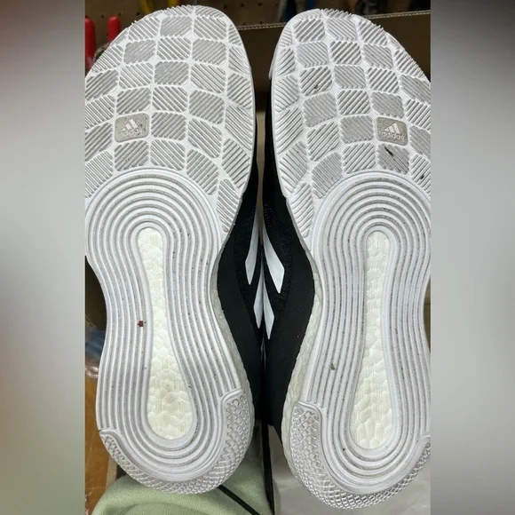 Adidas women’s crazy flight volleyball shoes - Picture 3 of 5